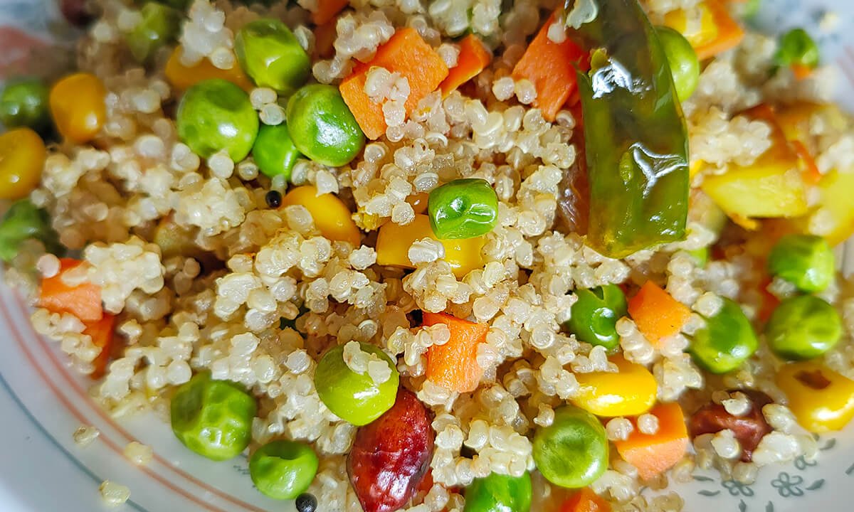 quinoa poha veg closeup