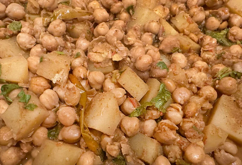 anil grover chicpea potato curry